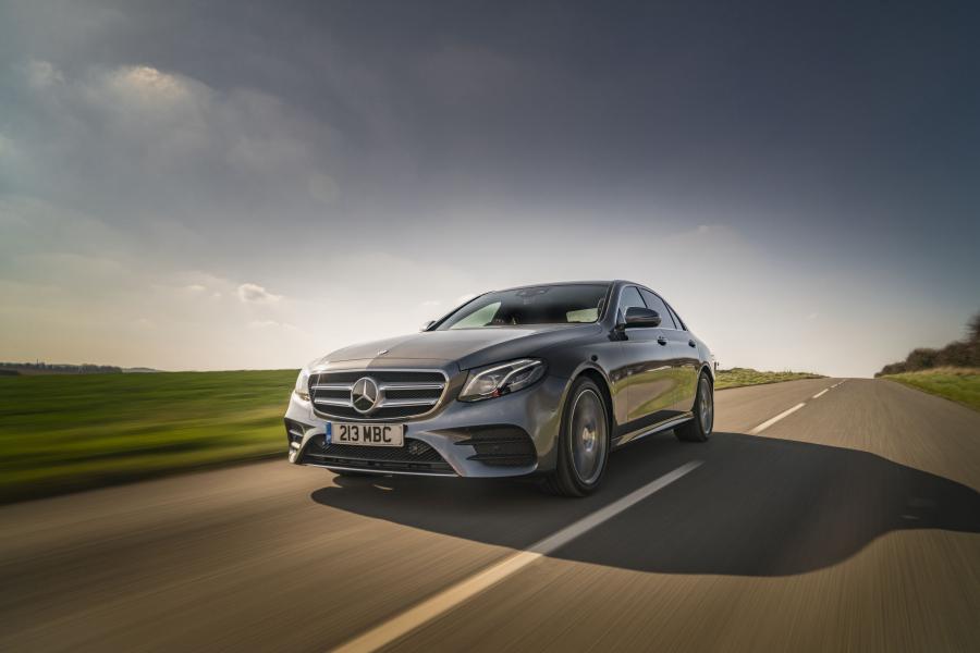  Mercedes-Benz E220 d AMG Line 2016 года  (UK) (фото 24 из 31)